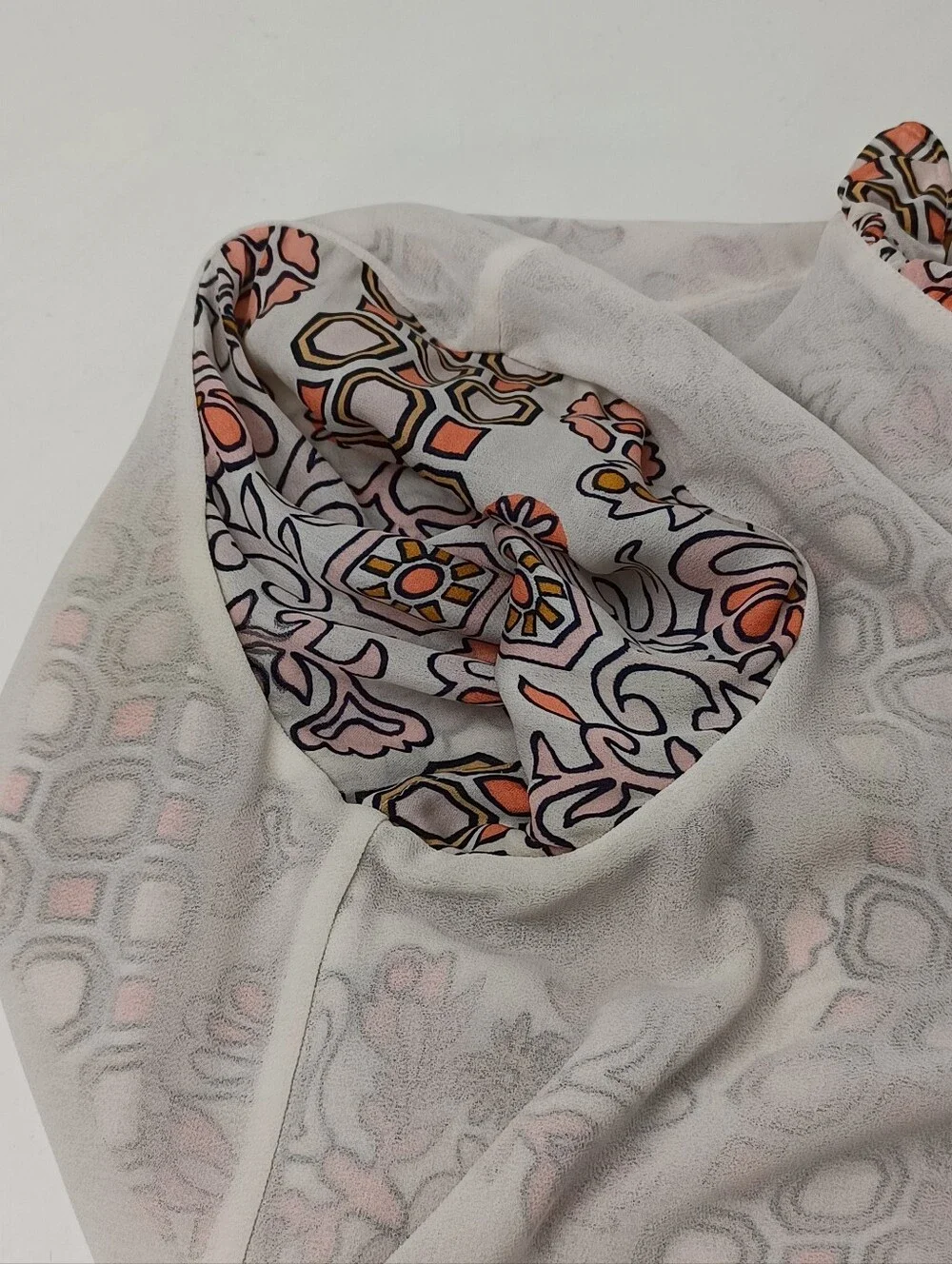 Tory Burch Serena Print Silk Dress Size 6 Women Drawstring Tie Neck Feminine